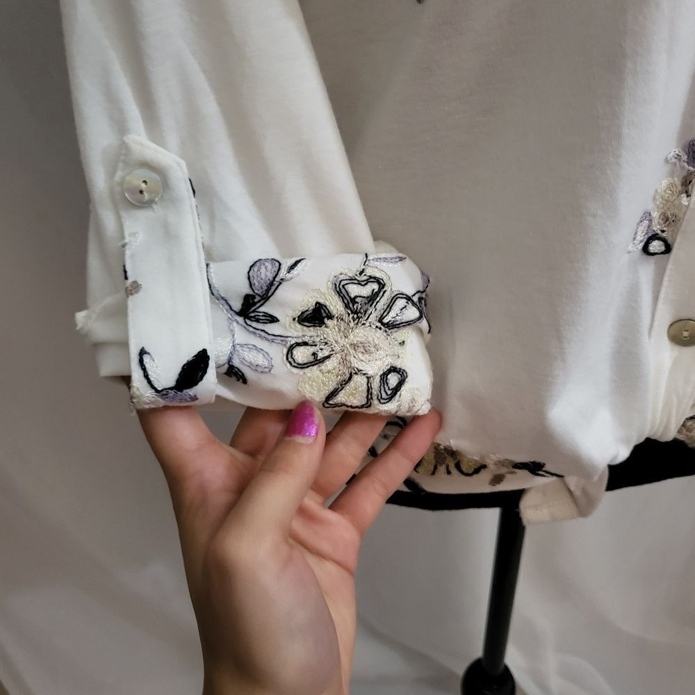 Hope springs blouse, floral, size S - Picture 3 of 12